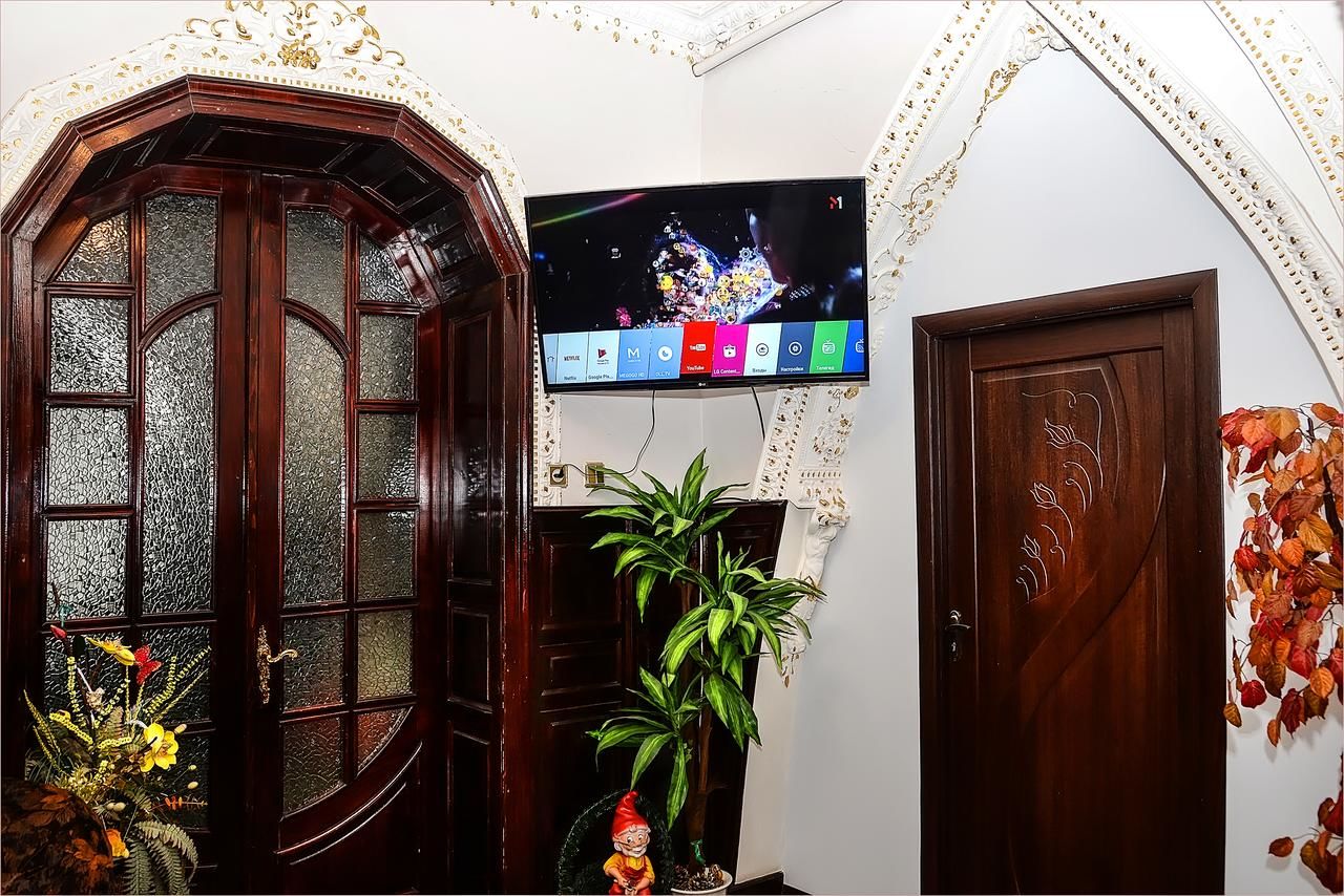 Апартаменты VIP-Apartments Angel palas Черновцы-17