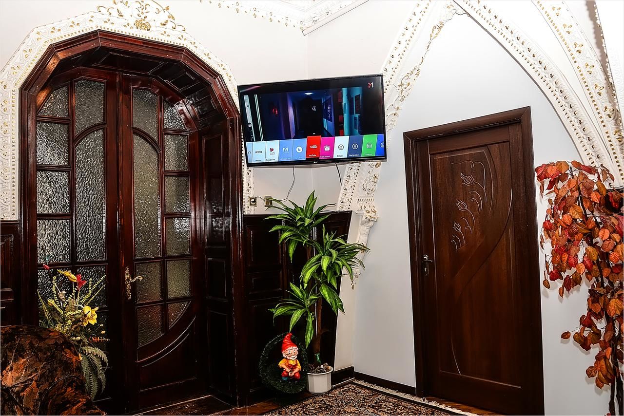 Апартаменты VIP-Apartments Angel palas Черновцы-19