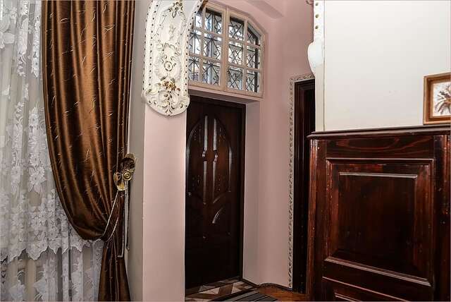 Апартаменты VIP-Apartments Angel palas Черновцы-14